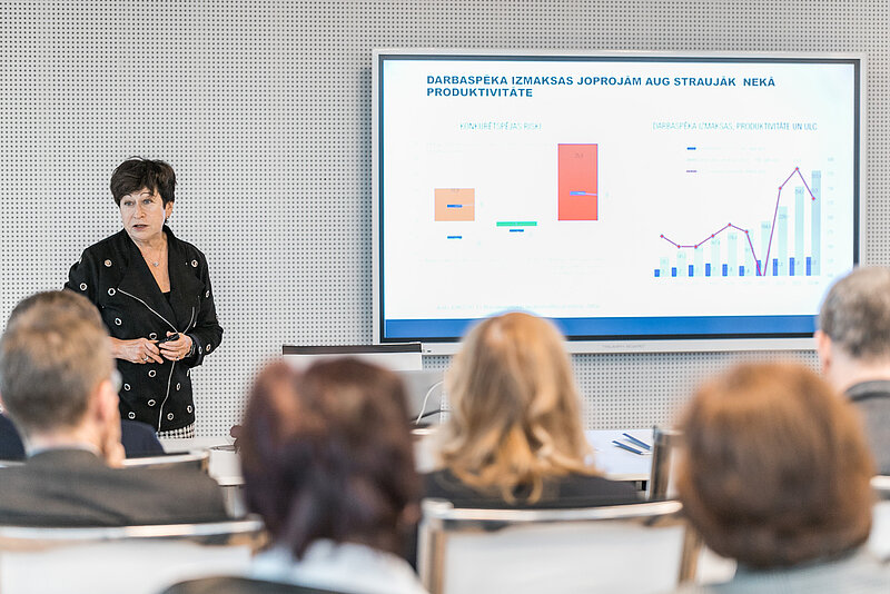 Prof. Šteinbuka LU ikgadējā zinātniskajā konferencē skaidro Latvijas un ES konkurētspējas izaicinājumus